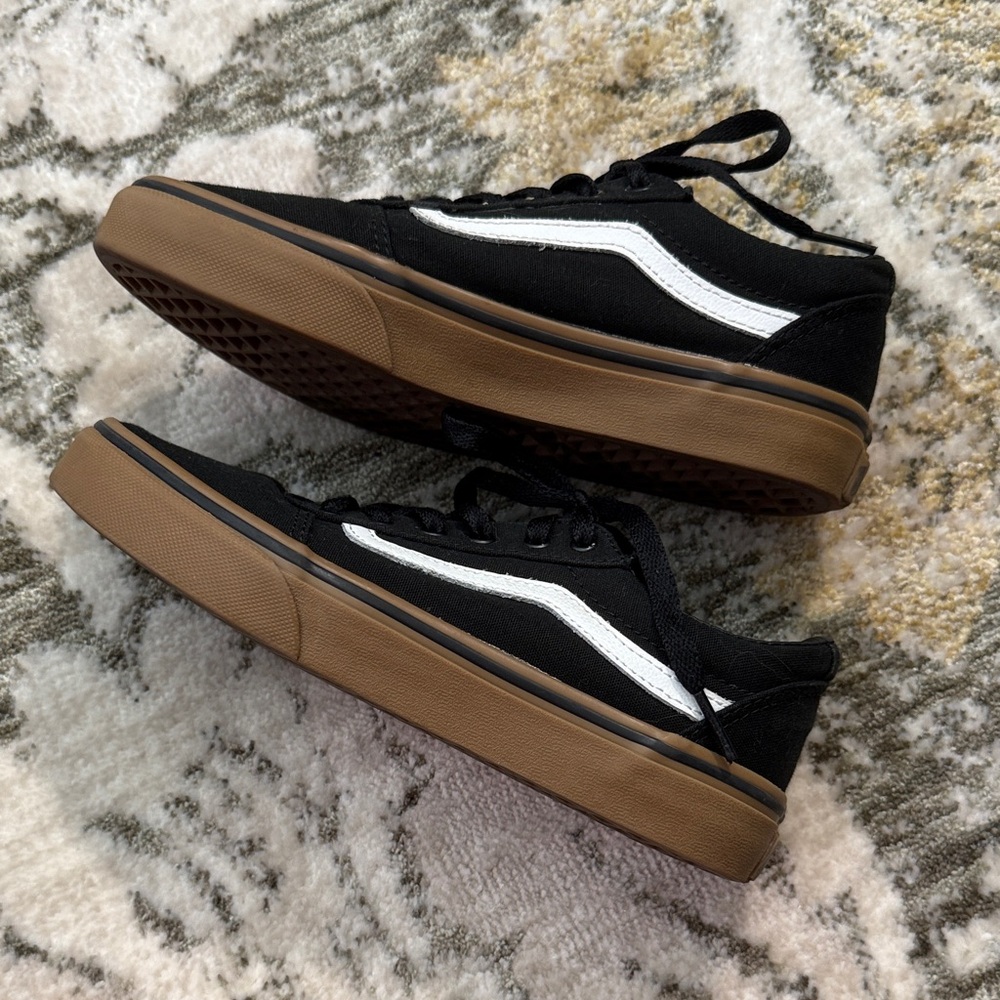 Vans Ward Kids Black/Gum/White Sneakers Kids Sz 3 - Picture 7 of 9
